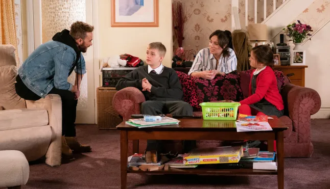 Coronation Street fans taken aback as character is unexpectedly recast after 9 years