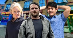 Coronation Street’s Bernie left devastated in early ITVX release after brutal Kit twist
